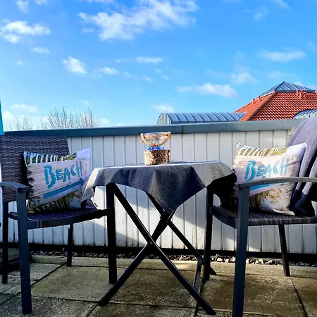 Hafenstrasse 39 12 * Zingst